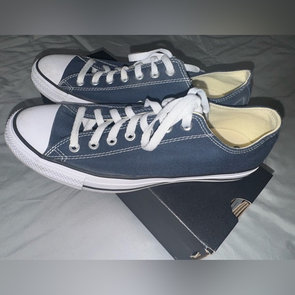 Converse Navy Blue Canvas Sneakers US M 9/ W 11. - Picture 1 of 6